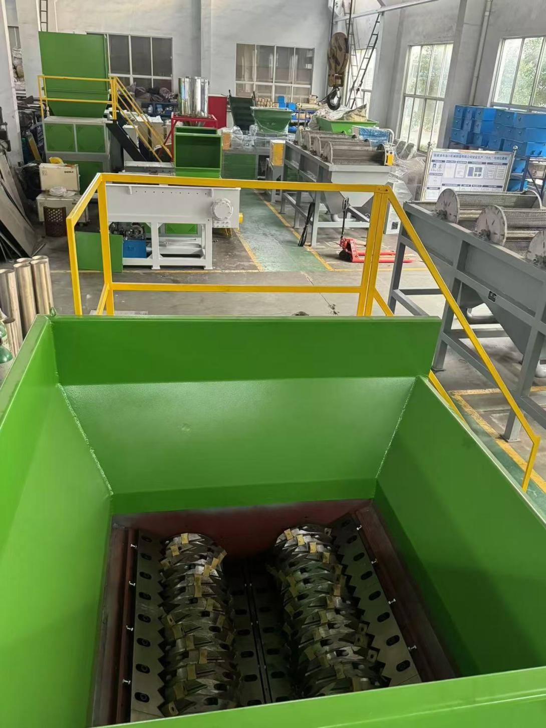 PN1-KEDS 600 Single double axis shredder